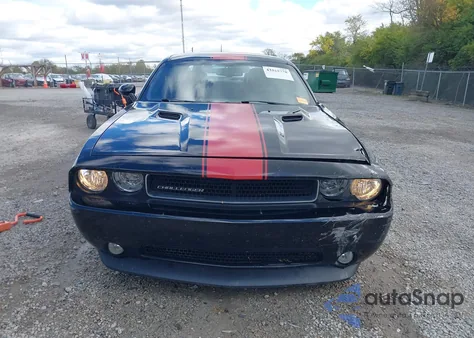 2013 Dodge Challenger Rallye Redline z USA, uszkodzony, nr VIN 2C3CDYAG2DH724886